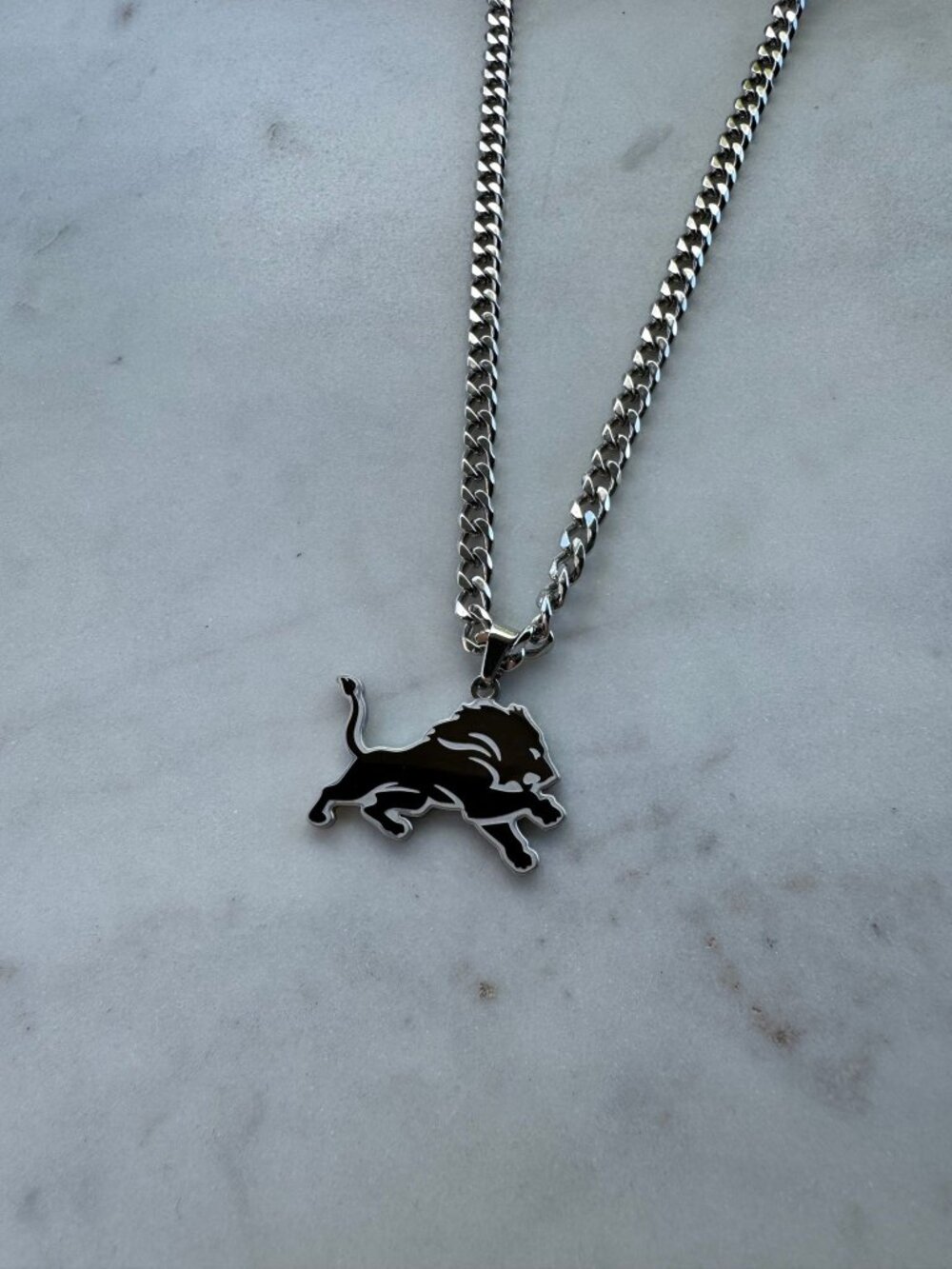 Silver Detroit Lions Necklace - 5mm Cuban - 22" Chain - Unisex - Y2K